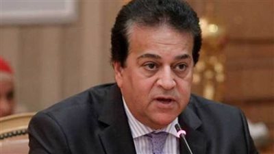 عاجل| وزير التعليم العالي يعلن صدور قرارات جمهورية بتعيين قيادات جامعية جديدة