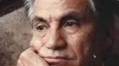 وزيرة الثقافة تنعي فنان الكاريكاتير الكبير جمعة فرحات 