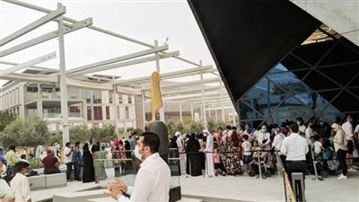 عاجل| 10 آلاف زائر للجناح المصري في الافتتاح التجريبي لـ