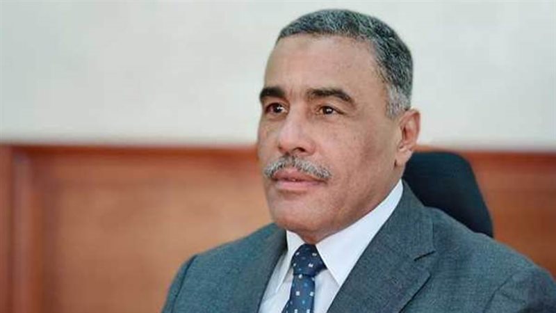 محافظ مطروح خالد