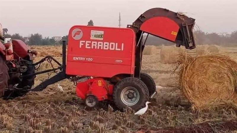 تجميع قش الأرز