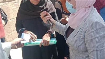 إزالة ٧٠٥ عقارات وإجلاء ١٨٤٢ أسرة من عزبة أبو قرن