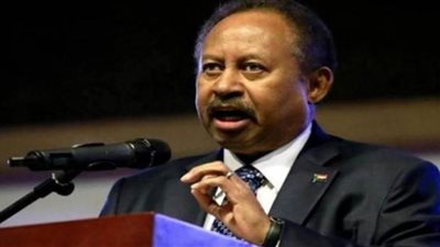 رئيس وزراء السودان يدعو كل الأطراف إلى الالتزام بالوثيقة الدستورية