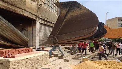 الإسكان: حملات لإزالة الإشغالات وضبط المخالفات بمدينتي العاشر من رمضان وأكتوبر الجديدة