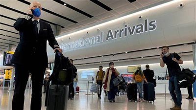 أيرلندا تنهي العمل بالحجر الصحي الإلزامي للقادمين من الخارج