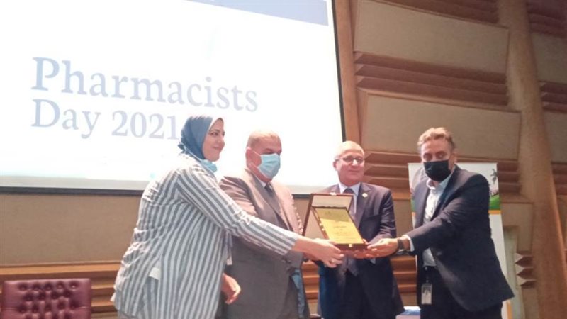 تكريم نائب رئيس هيئة