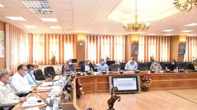 محافظ الشرقيه خلال