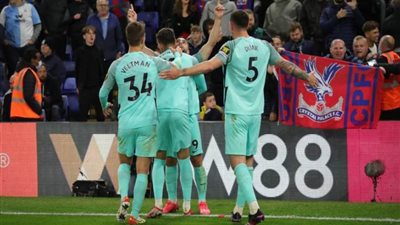 برايتون يتعادل مع كريستال بالاس 1/1 في الدوري الإنجليزي الممتاز