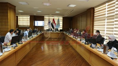 رئيس جامعة كفر الشيخ يترأس اجتماع مجلس الجامعة