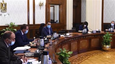 في لقاء مع وزير 