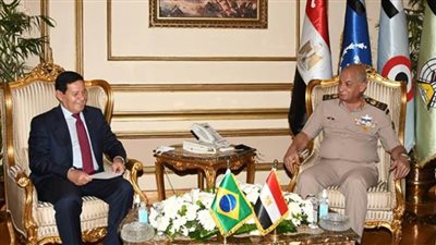 وزير الدفاع يلتقي نائب رئيس جمهورية البرازيل