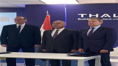  وزير النقل يشهد توقيع مذكرة تفاهم  بين الهيئة القومية لسكك حديد مصر وشركة تاليس الاسبانية