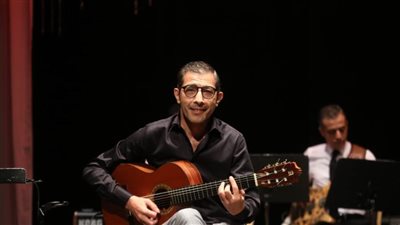 وحيد ممدوح يفاجئ جمهور الأوبرا:  موسيقى 