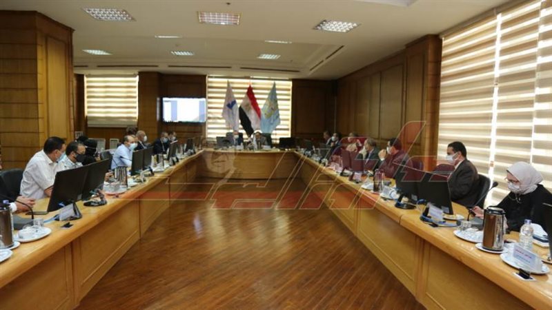 المجلس التنفيذي بالجامعة