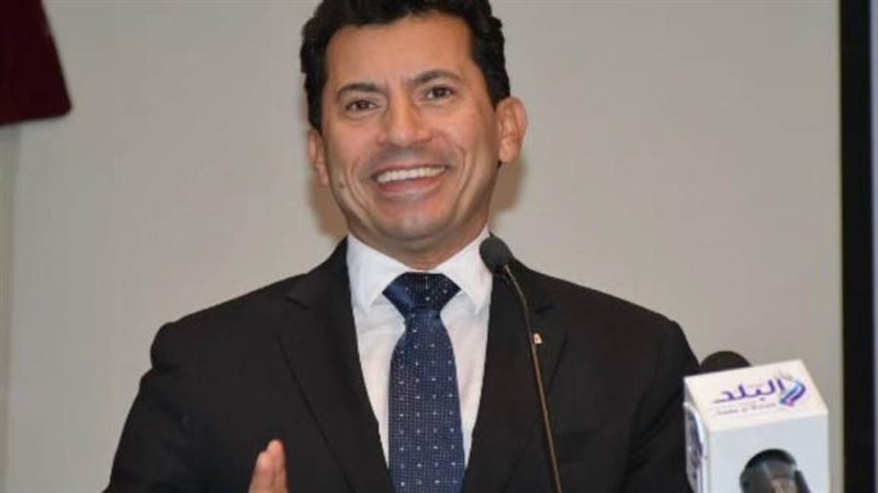 د. أشرف صبحى