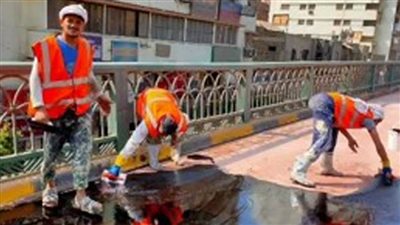 صيانة الفواصل العرضية بكوبري ١٥مايو 