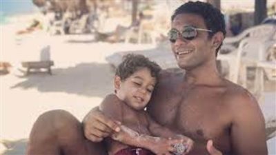 آسر ياسين عن الهجوم على منة شلبي: طبيعي