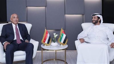 عاجل| وزير الاقتصاد الإماراتي يشيد بالمشروعات الرئاسية الضخمة والنهضة الاقتصادية التي تشهدها مصر