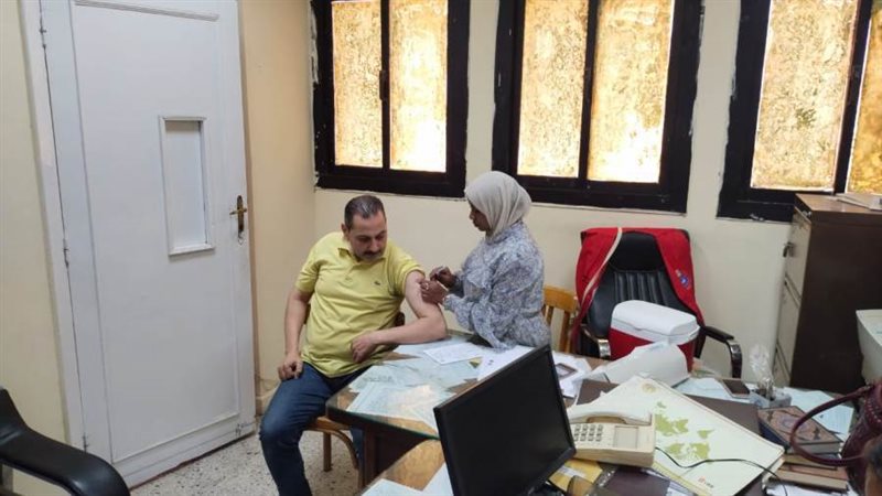 موظف بالمديرية يتلقى