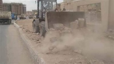 محافظ الجيزة يتابع جهود رفع المخلفات من قطع الأراضي الفضاء بحدائق الأهرام