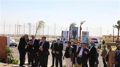 محافظ الوادي الجديد يستقبل ضيوف المحافظة احتفالاََ بالعيد القومي الـ٦٢ 