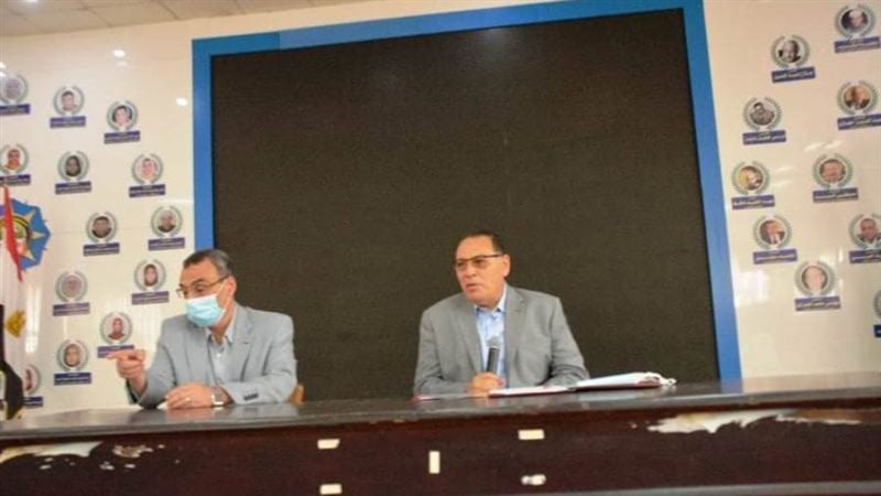 محافظ الشرقية ووكيل