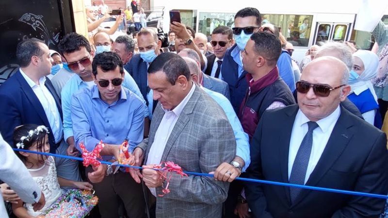 وزير الشباب يفتتح