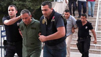 تقارير: المخابرات الروسية والإيرانية أبلغوا تركيا بمحاولة الانقلاب