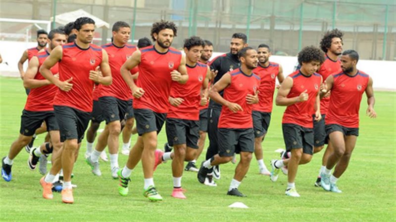 الأهلى يستأنف تدريباته