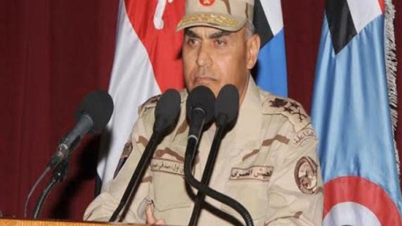 القوات البحرية تنقذ