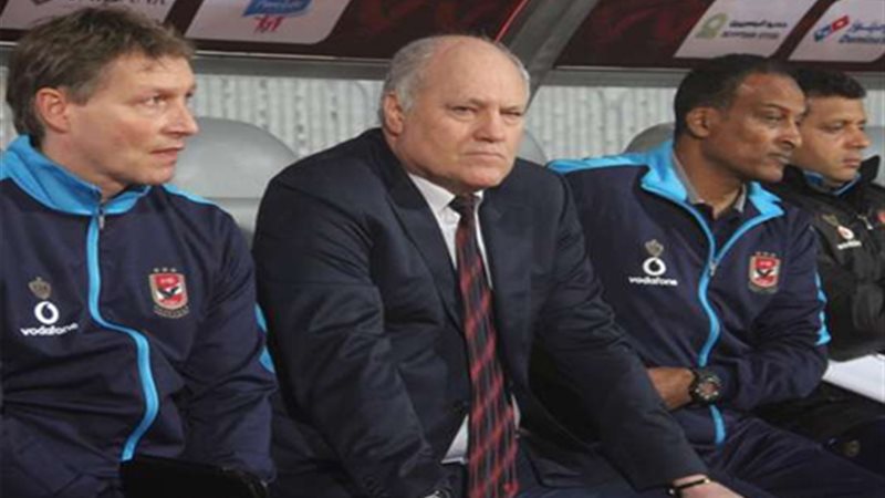 يول يعقد محاضرة بالفيديو