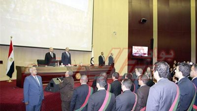 معاونوا النيابة العامة دفعة 2013 يؤدون اليمين القانونية أمام وزير العدل