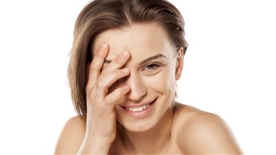 مع بداية الخريف.. 5 نصائح للحفاظ على نضارة البشرة