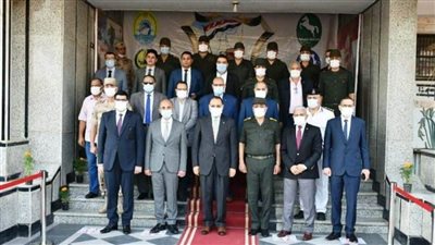 محافظ الشرقية يهنئ قائد منطقة تجنيد الزقازيق بالذكرى 48 لحرب أكتوبر المجيد