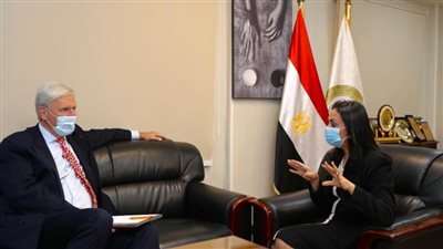 مايا مرسي تستقبل سفير هولندا بالقاهرة للتعرف على جهود تمكين المرأة المصرية