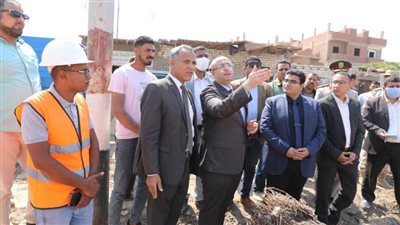  محافظ بني سويف يتفقد المجمعين الخدمي والزراعي بدنديل ضمن 