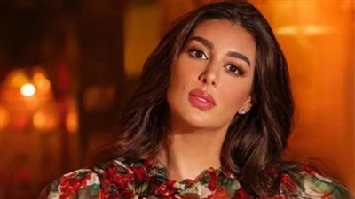 ياسمين صبري تكشف حقيقة تأليف مسلسلها الجديد