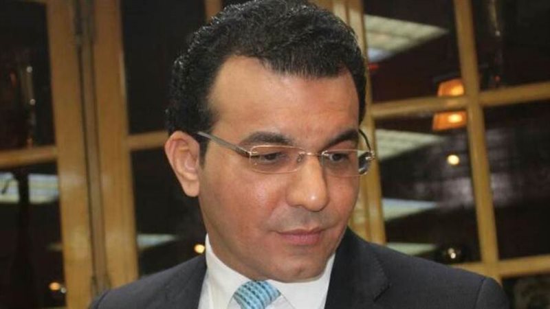 الدكتور حاتم ربيع