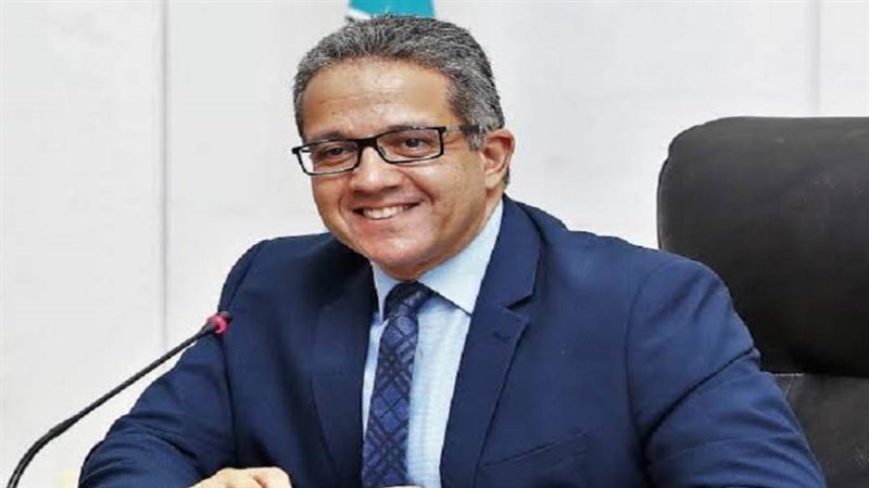 وزير السياحة والآثار