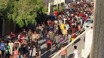 ليبيا.. فرار جماعي لآلاف المهاجرين غير الشرعيين من مركز غوط الشعال في طرابلس (فيديو)