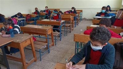 محافظ القاهرة: تخفيف الكثافات الطلابية بالفصول