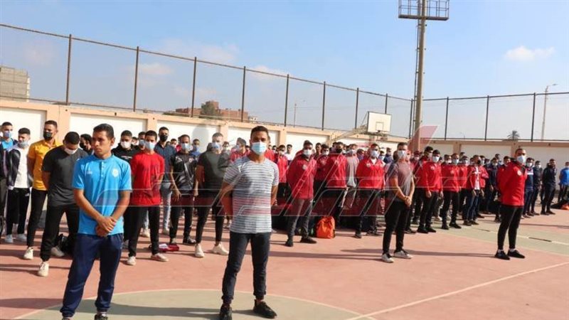 تحية العلم بكلية