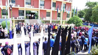 طلاب من أجل مصر بجامعة سوهاج تنظم مسيرة وطنية في إطار الاحتفالات بنصر أكتوبر المجيد