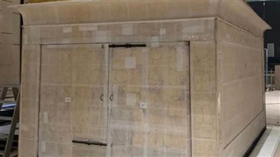 الانتهاء من عملية نقل المقصورة الثانية للملك 