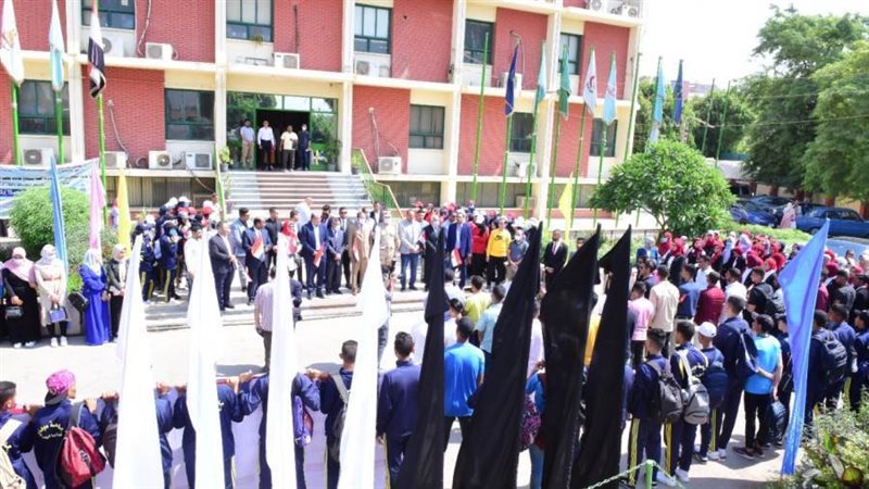 جانب من المسيرة