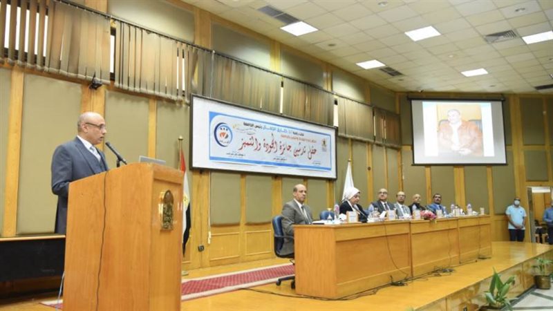 رئيس جامعة أسيوط