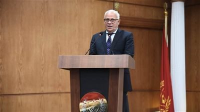 محافظ بورسعيد يشيد بمعدلات تطبيق المنظومة الرقمية لحصر أصول الدولة