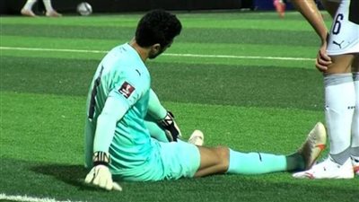 الأهلي يعلن فترة غياب محمد الشناوي عن الملاعب بسبب الإصابة