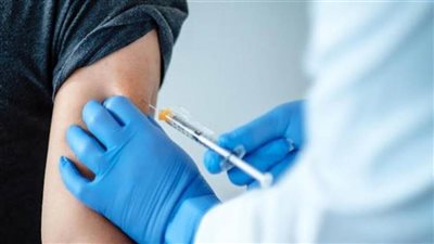 طبيب مناعة روسي: سنحتاج لقاحا جديدا ضد كورونا