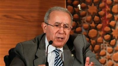 وزير الخارجية الجزائري يبحث مع نظيره الزيمبابوي السلم والأمن والتنمية في إفريقيا